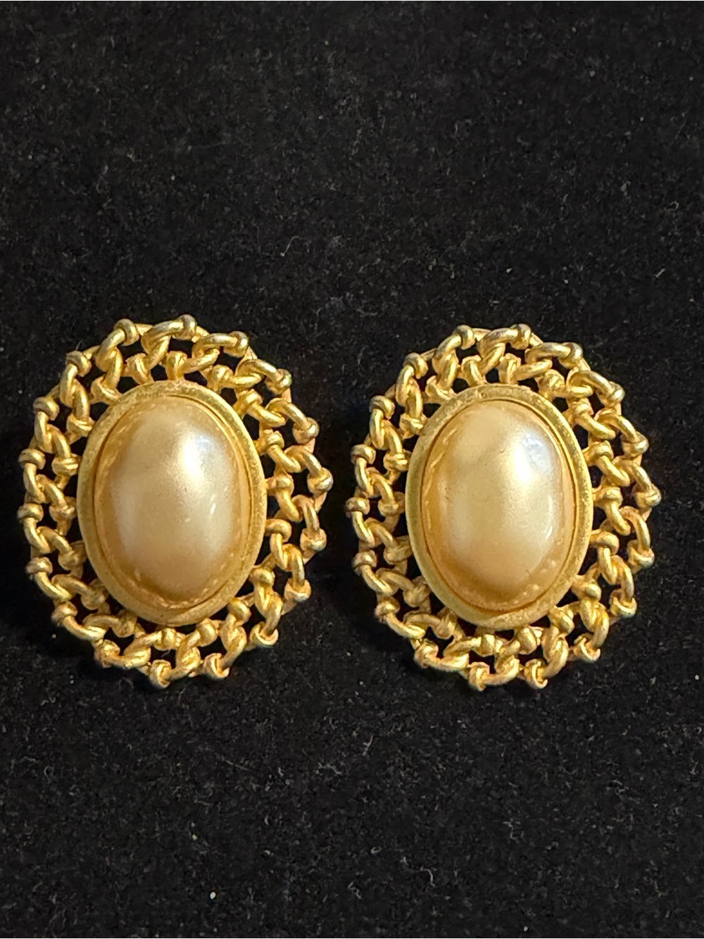 Vintage Carolee Simulated Pearl Earrings Gold-tone